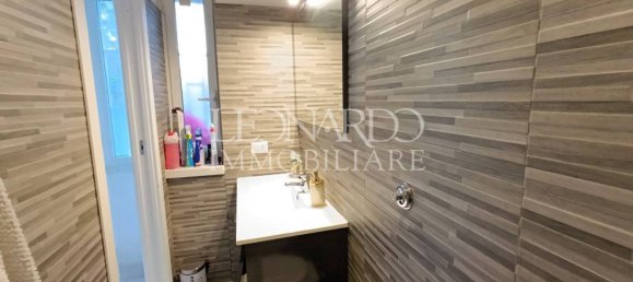 2 Schlafzimmer Wohnung in Naples, Italy, Nr. 329498 15