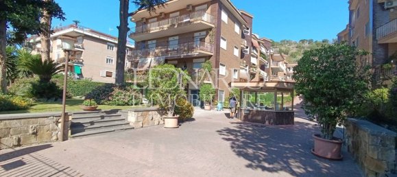 2 Schlafzimmer Wohnung in Naples, Italy, Nr. 329498 3