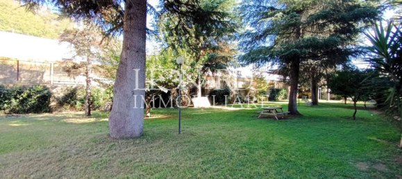 2 Schlafzimmer Wohnung in Naples, Italy, Nr. 329498 26