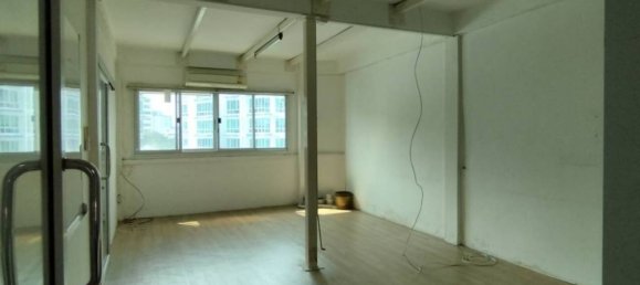 840m² Warehouse in Bangkok, Thailand No. 13735 9