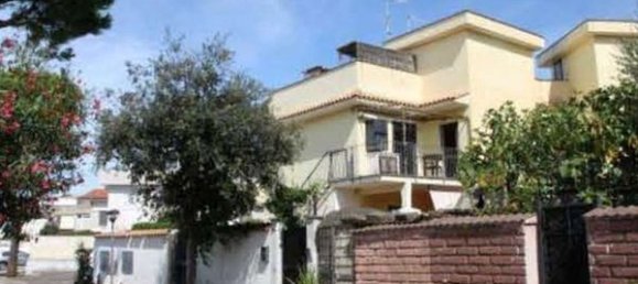 Apartamento de 2 habitaciónes en Ardea, Italy No. 202054 2