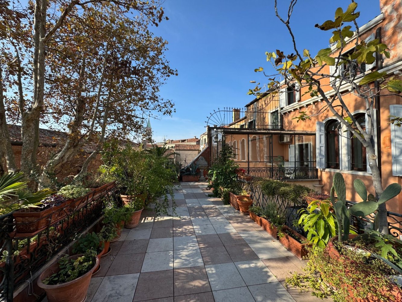 11 rooms Duplex in Venice, Italy No. 209823