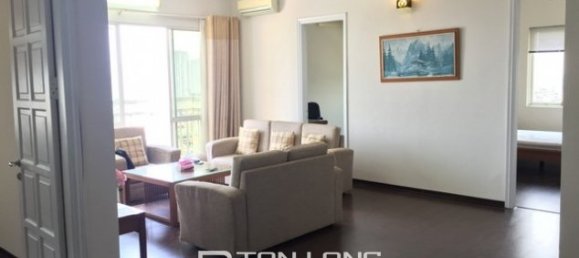 Apartamento de 4 dormitorios en Tay Ho, Vietnam No. 1374 2