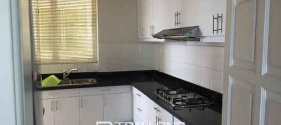 Apartamento de 4 dormitorios en Tay Ho, Vietnam No. 1374 5