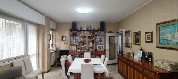 4-salle Appartement à Varese, Italy No. 14716 4