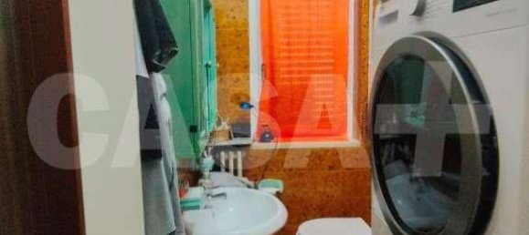 4-salle Appartement à Varese, Italy No. 14716 10