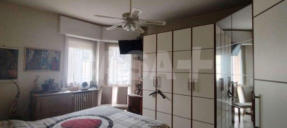 4-salle Appartement à Varese, Italy No. 14716 8