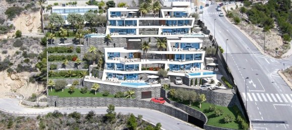 4 bedrooms Townhouse in El Mascarat, Spain No. 2670 12