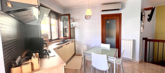 2 Schlafzimmer Doppelhaus in Montesilvano, Italy, Nr. 272681 6