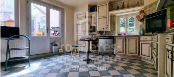 2 bedrooms House in Mesves-sur-Loire, France No. 358688 6