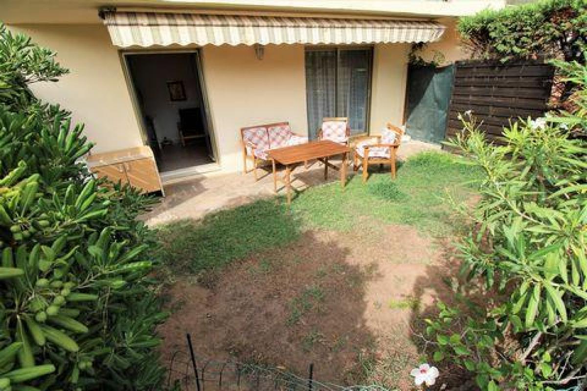 Estudio en el condominio en Le Lavandou, France No. 15995