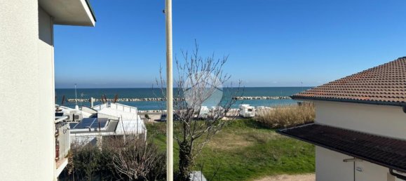 3 bedrooms Apartment in Fano, Italy No. 103820 8