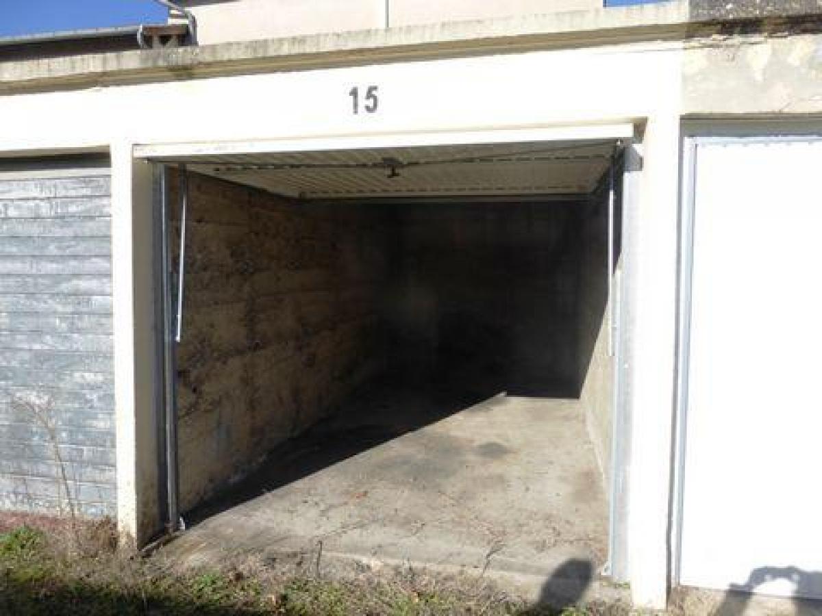  Shop in Roussillon, France No. 21268