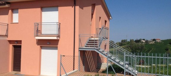 Apartamento de 3 dormitorios en Cupramontana, Italy No. 147160 15