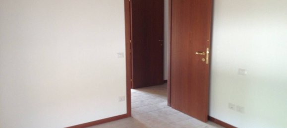 Apartamento de 3 dormitorios en Cupramontana, Italy No. 147160 8