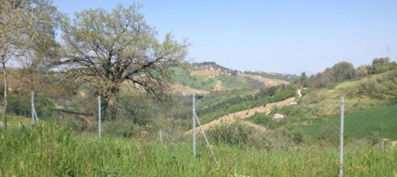 Apartamento de 3 dormitorios en Cupramontana, Italy No. 147160 16