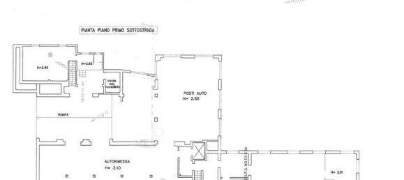 1-salle Entrepôt à Varese, Italy No. 94121 9