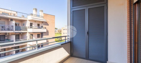 2 rooms Apartment in Rome, Italy No. 32477 12