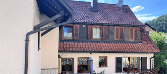 7 rooms Townhouse in Tuttlingen, Germany No. 82951 2