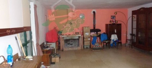 3 rooms Apartment in Foggia, Italy No. 196199 12