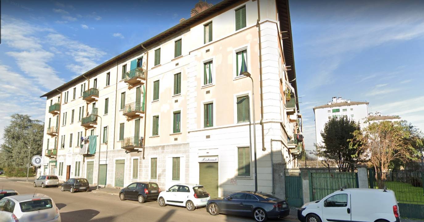 2 bedrooms Apartment in Milan, Italy No. 382848