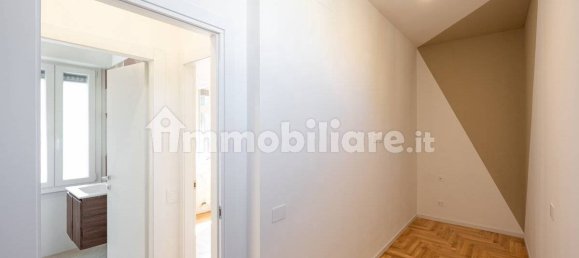 Apartamento de 2 dormitorios en Milan, Italy No. 377322 12