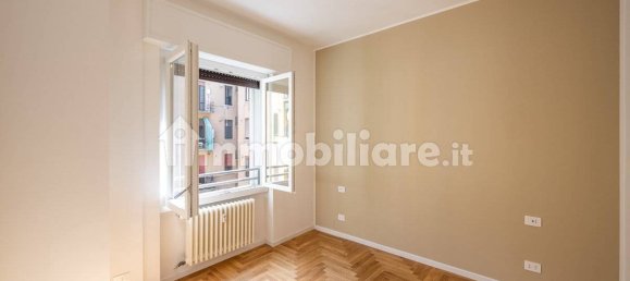 Apartamento de 2 dormitorios en Milan, Italy No. 377322 6