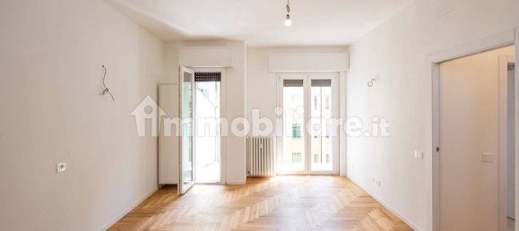 Apartamento de 2 dormitorios en Milan, Italy No. 377322 18
