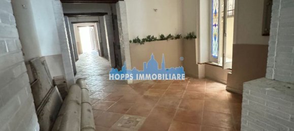 130m² Commercial property in Palermo, Italy No. 131523 35