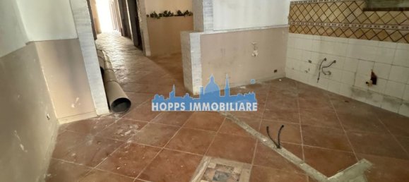 130m² Commercial property in Palermo, Italy No. 131523 48