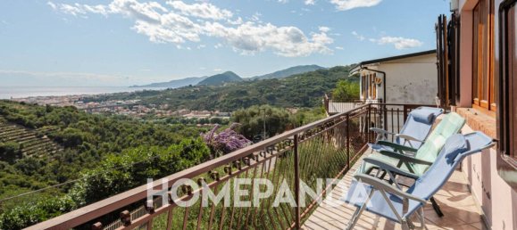 5 bedrooms Villa in Cogorno, Italy No. 266679 22