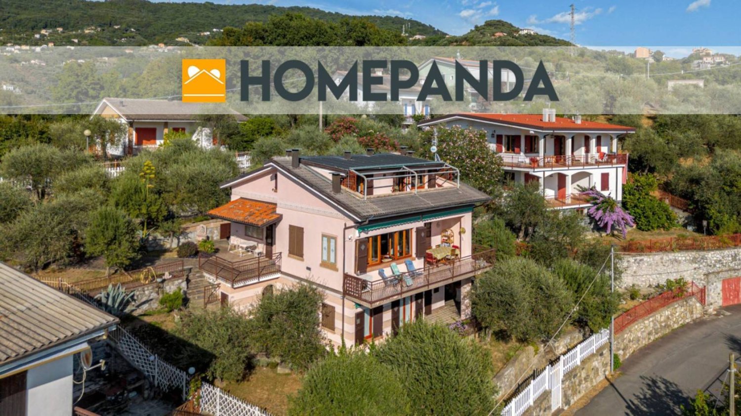 5 bedrooms Villa in Cogorno, Italy No. 266679