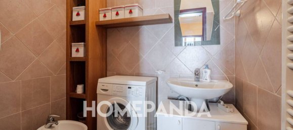 5 bedrooms Villa in Cogorno, Italy No. 266679 2