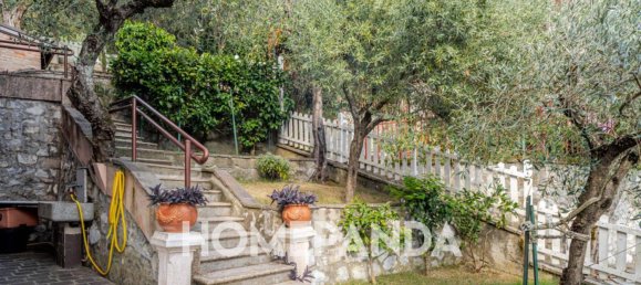 5 bedrooms Villa in Cogorno, Italy No. 266679 14