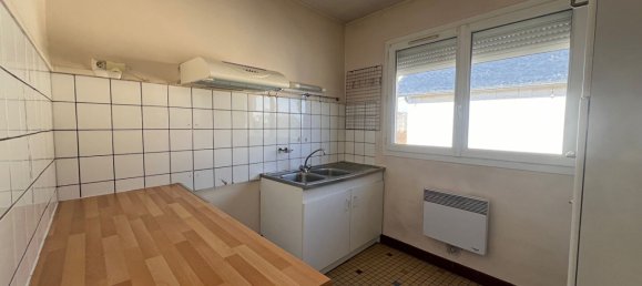 Квартира с 3 комнатами в Либурн, Франция № 95864 3