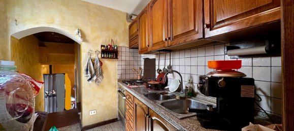 4 rooms Duplex in Calenzano, Italy No. 309073 4