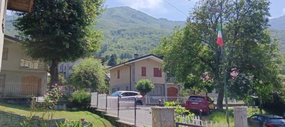 4 rooms Villa in Demonte, Italy No. 56175 3