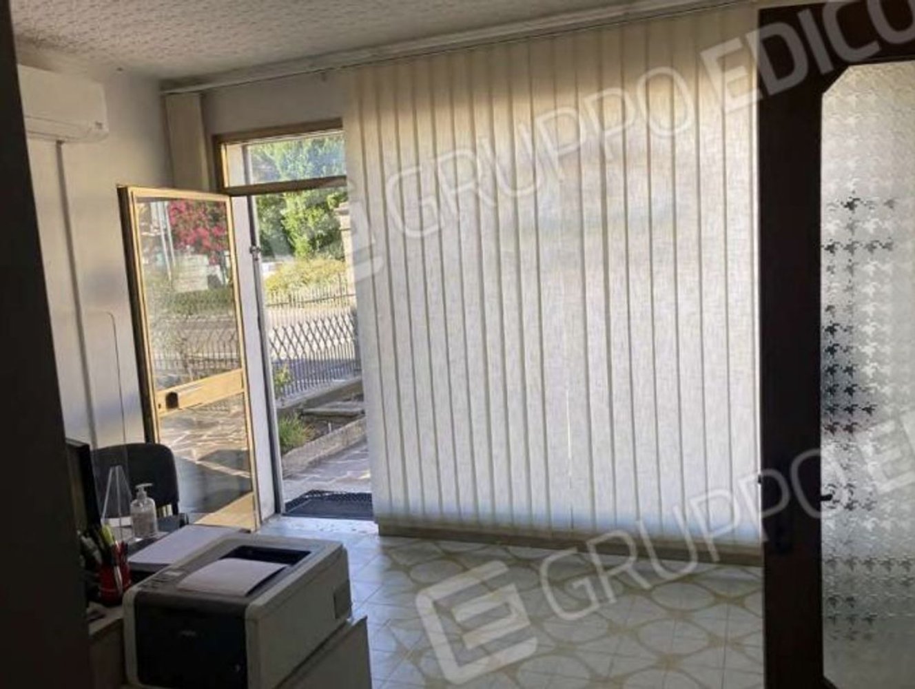 Gewerbliche Immobilie in Cona, Italy 34m², Nr. 360466