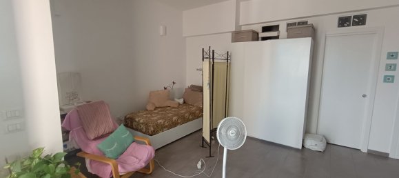 Studio in Pesaro, Italy No. 284718 4