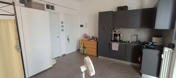 Studio in Pesaro, Italy No. 284718 7