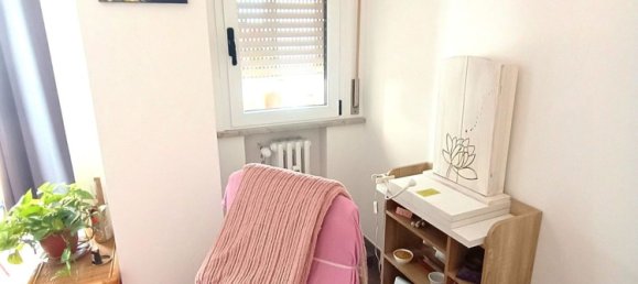 Studio in Pesaro, Italy No. 284718 9