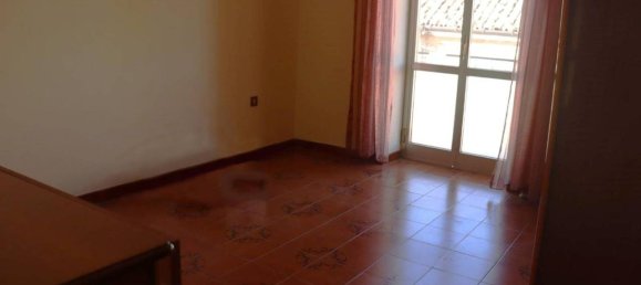 Дом с 5 комнатами в Кастель Френтано, Италия № 28041 4