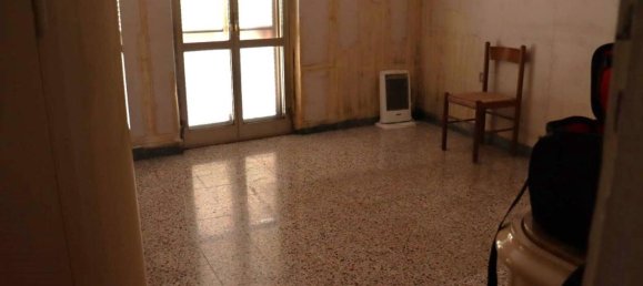 Дом с 5 комнатами в Кастель Френтано, Италия № 28041 5