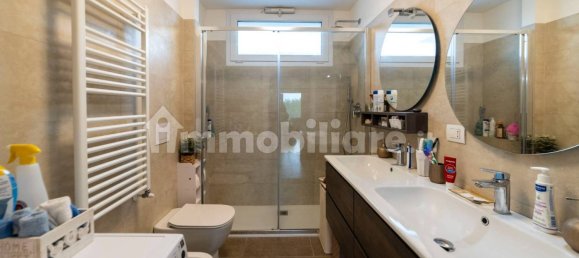 Квартира с 2 спальнями в Гаджано, Италия № 257497 10