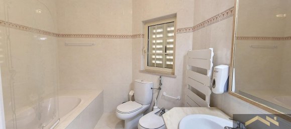 4 bedrooms Villa in Albufeira, Portugal No. 127308 12