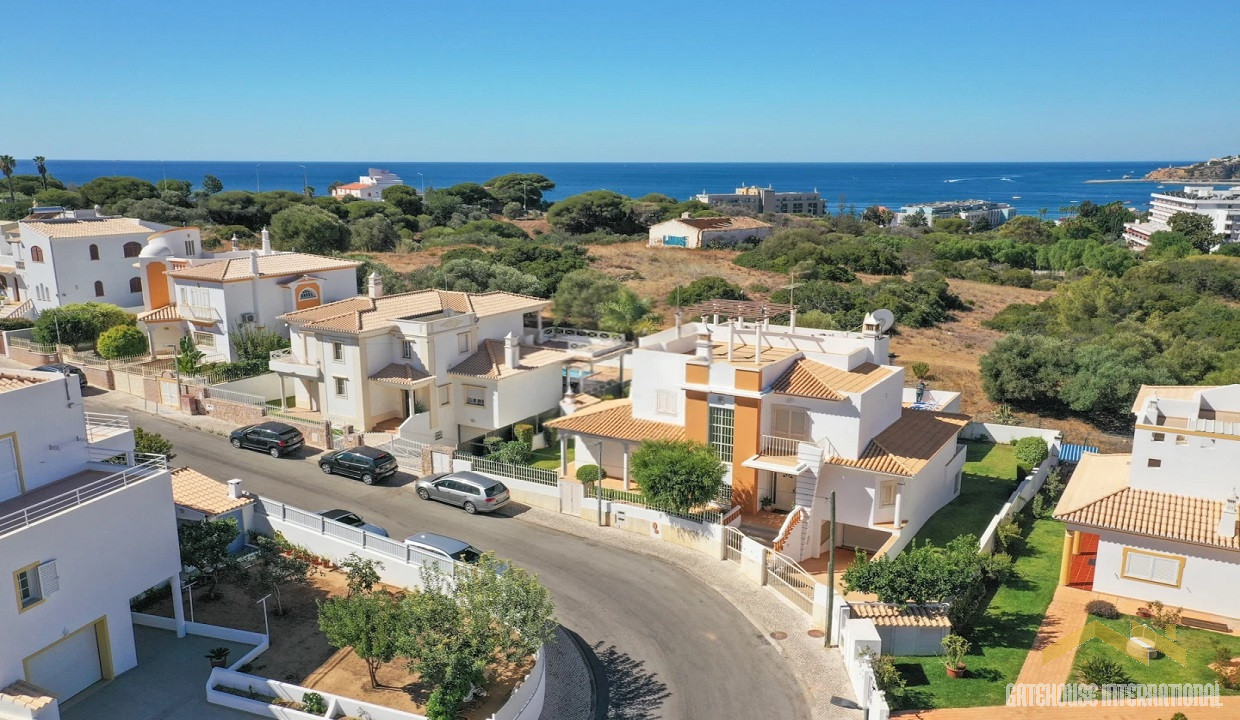 4 bedrooms Villa in Albufeira, Portugal No. 127308
