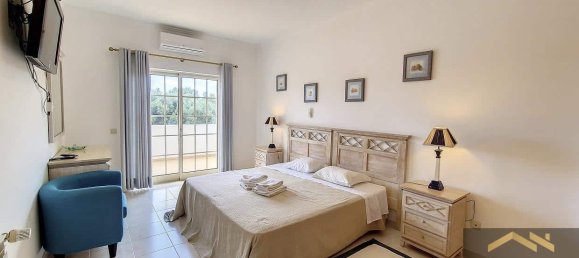 4 bedrooms Villa in Albufeira, Portugal No. 127308 8