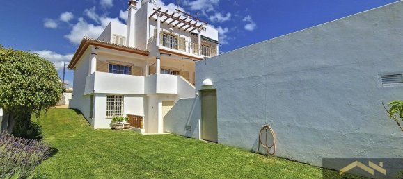 4 bedrooms Villa in Albufeira, Portugal No. 127308 24
