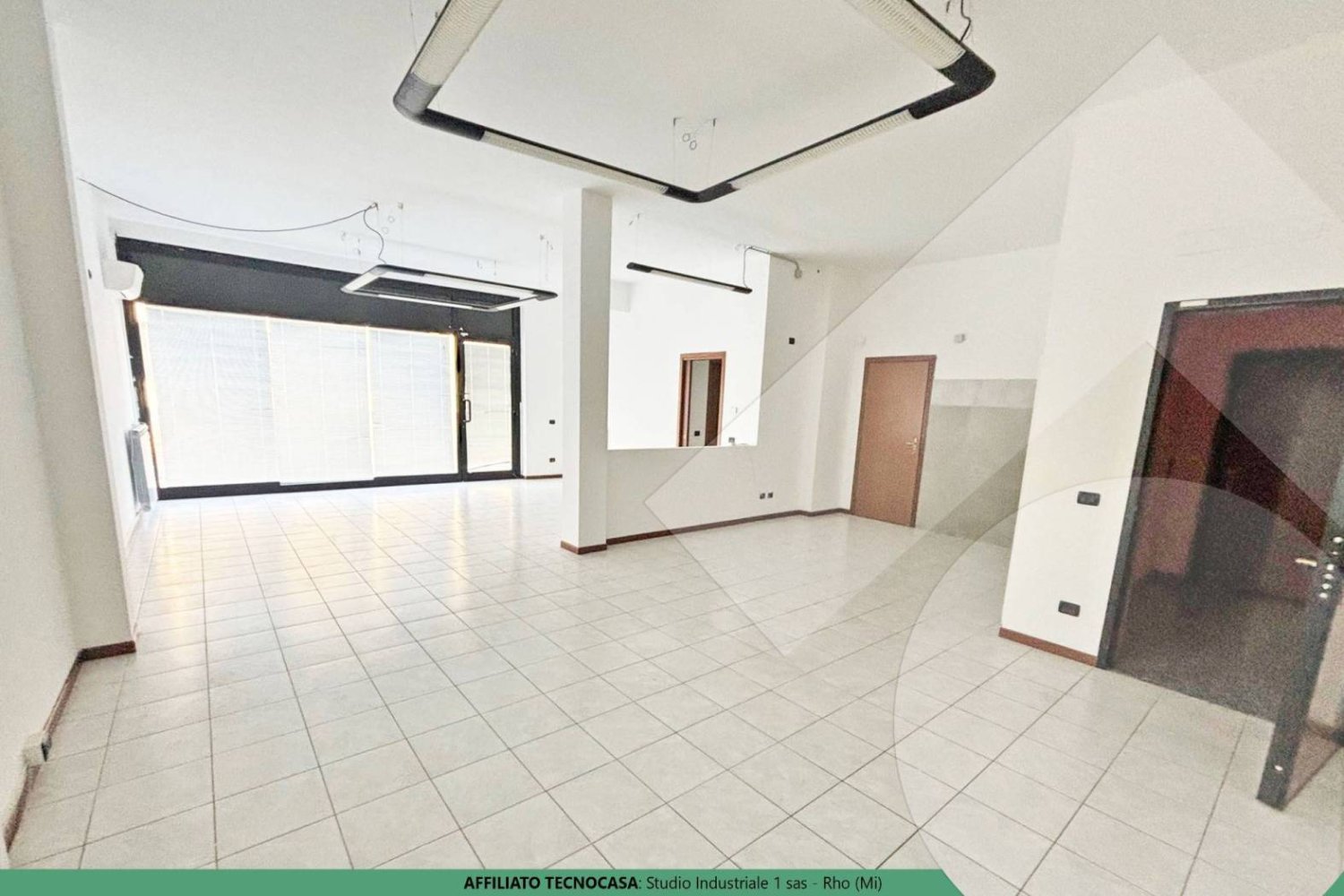 1-Zimmer Gewerbliche Immobilie in Pregnana Milanese, Italy, Nr. 80274