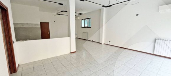 1-Zimmer Gewerbliche Immobilie in Pregnana Milanese, Italy, Nr. 80274 9